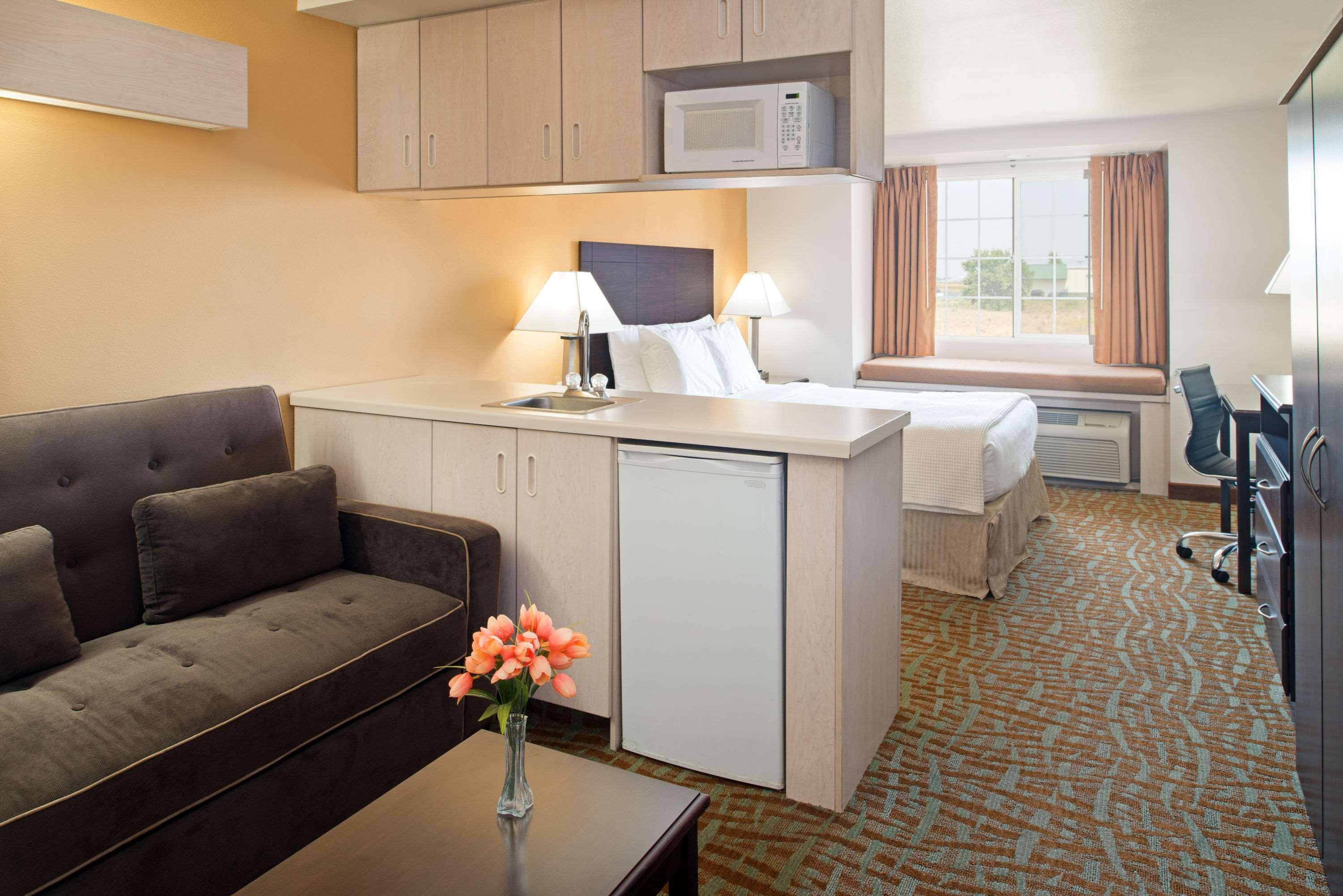 Days Inn & Suites By Wyndham Spokane Airport Airway Heights Exterior foto