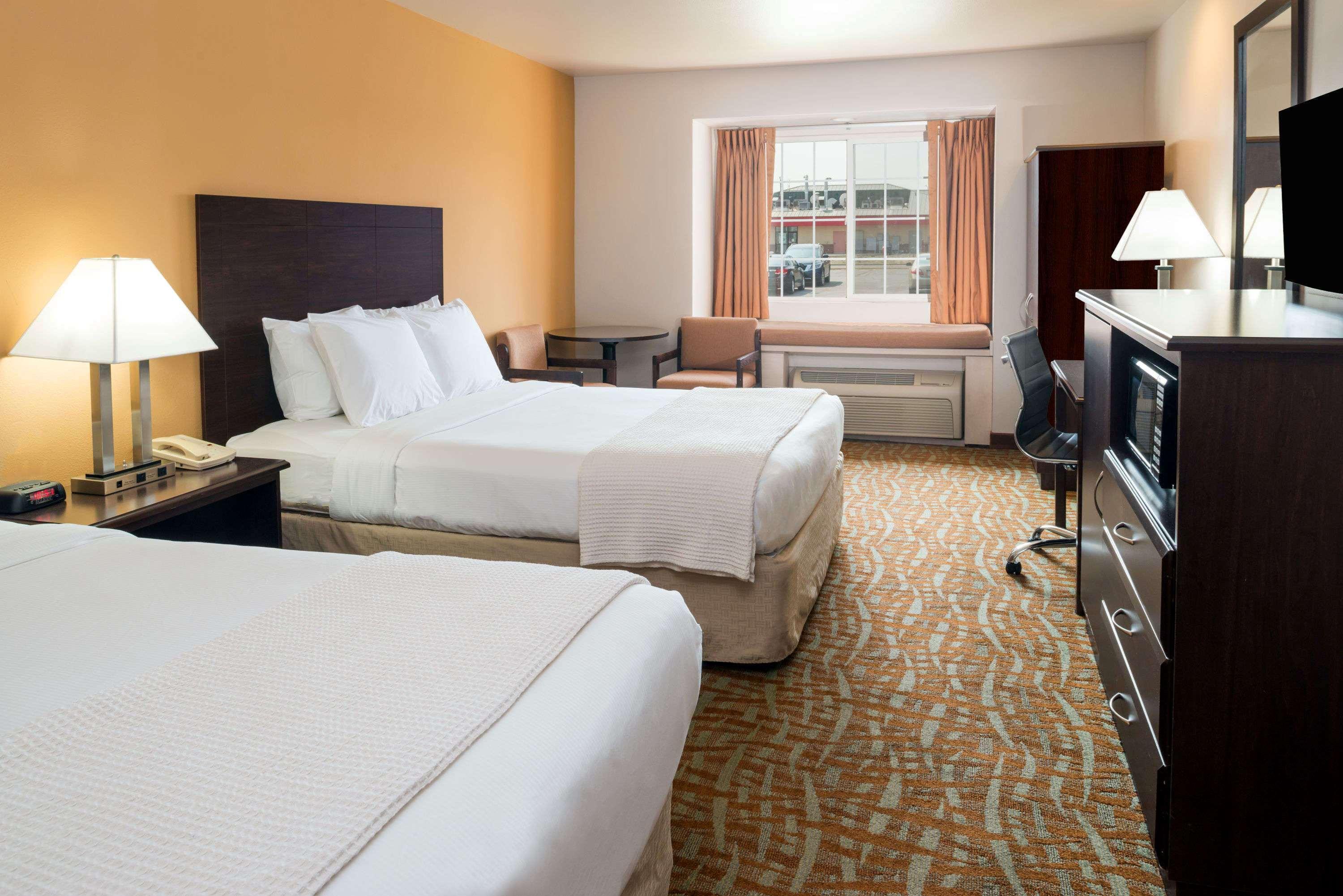 Days Inn & Suites By Wyndham Spokane Airport Airway Heights Exterior foto